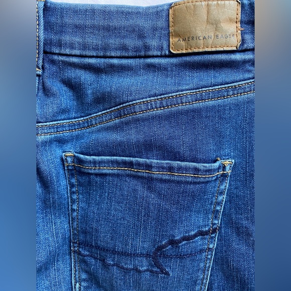 American Eagle outfitters- Curvy High-Rise Jegging - Picture 6 of 9